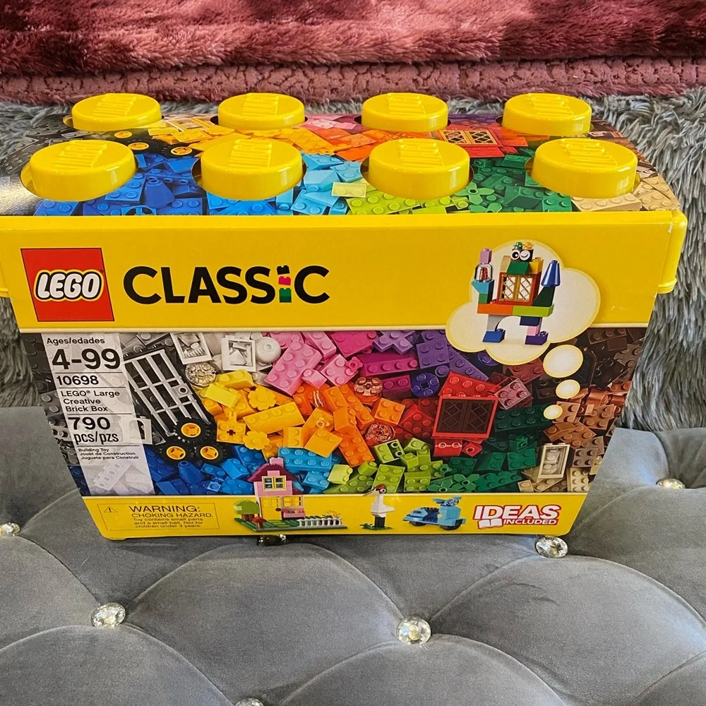 LEGO Classic: Large Creative Brick Box NEW!